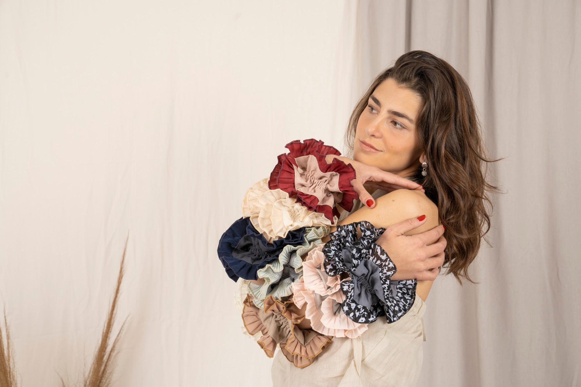 LINEN by Como Reina