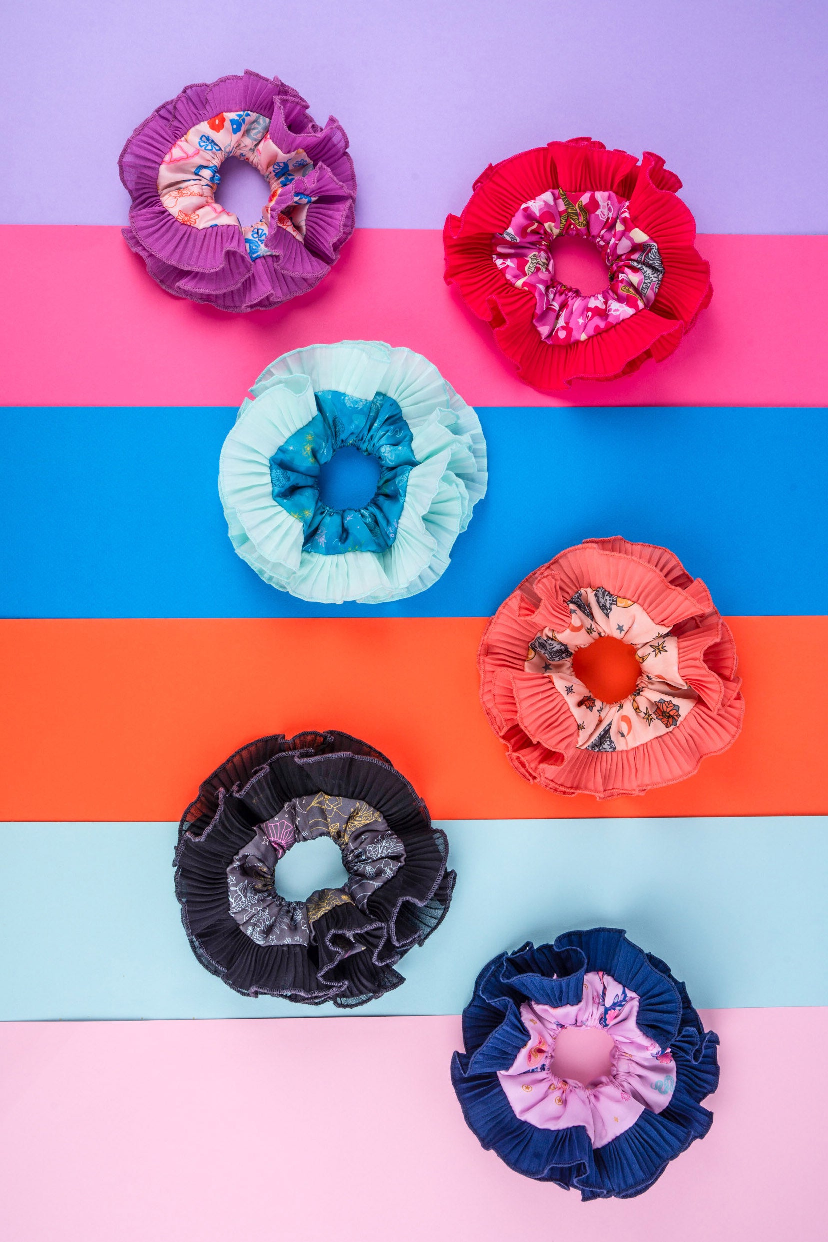 Art Scrunchie Mamba